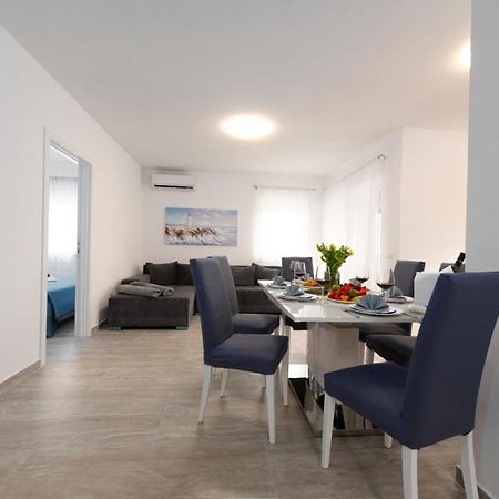 Marin Apartment Cizici Luaran gambar