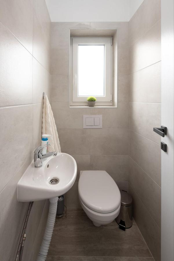 Marin Apartment Cizici Luaran gambar