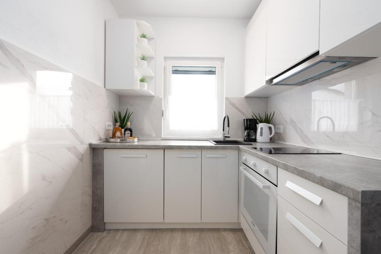 Marin Apartment Cizici Luaran gambar
