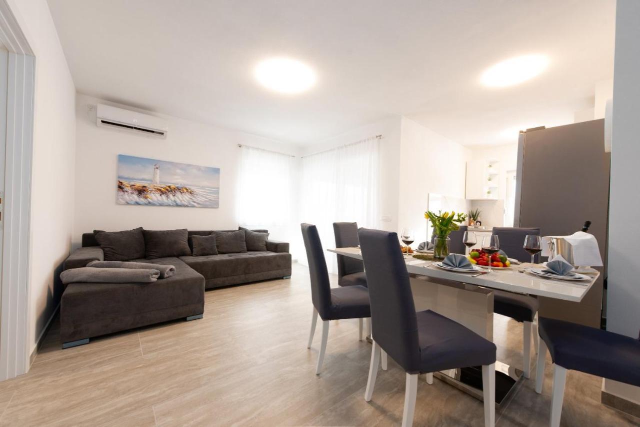 Marin Apartment Cizici Luaran gambar