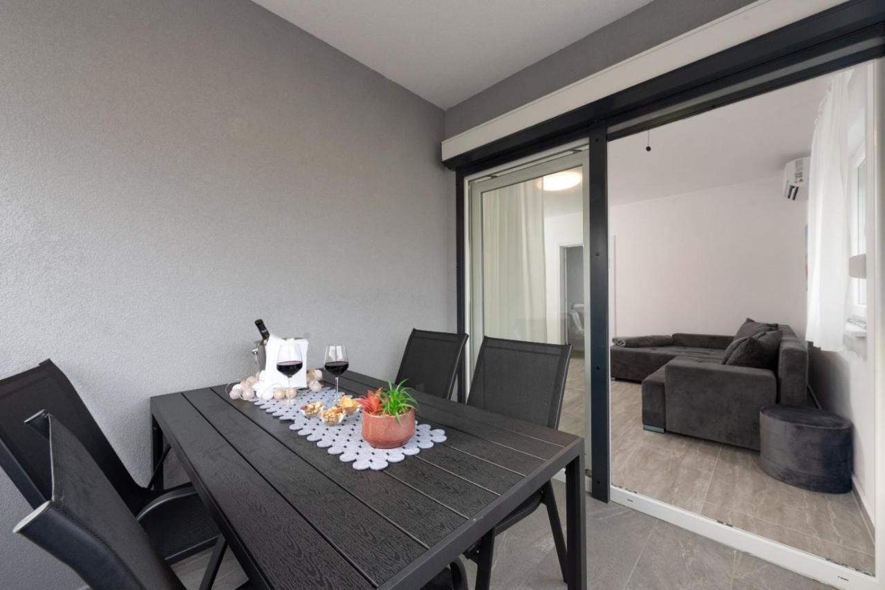 Marin Apartment Cizici Luaran gambar