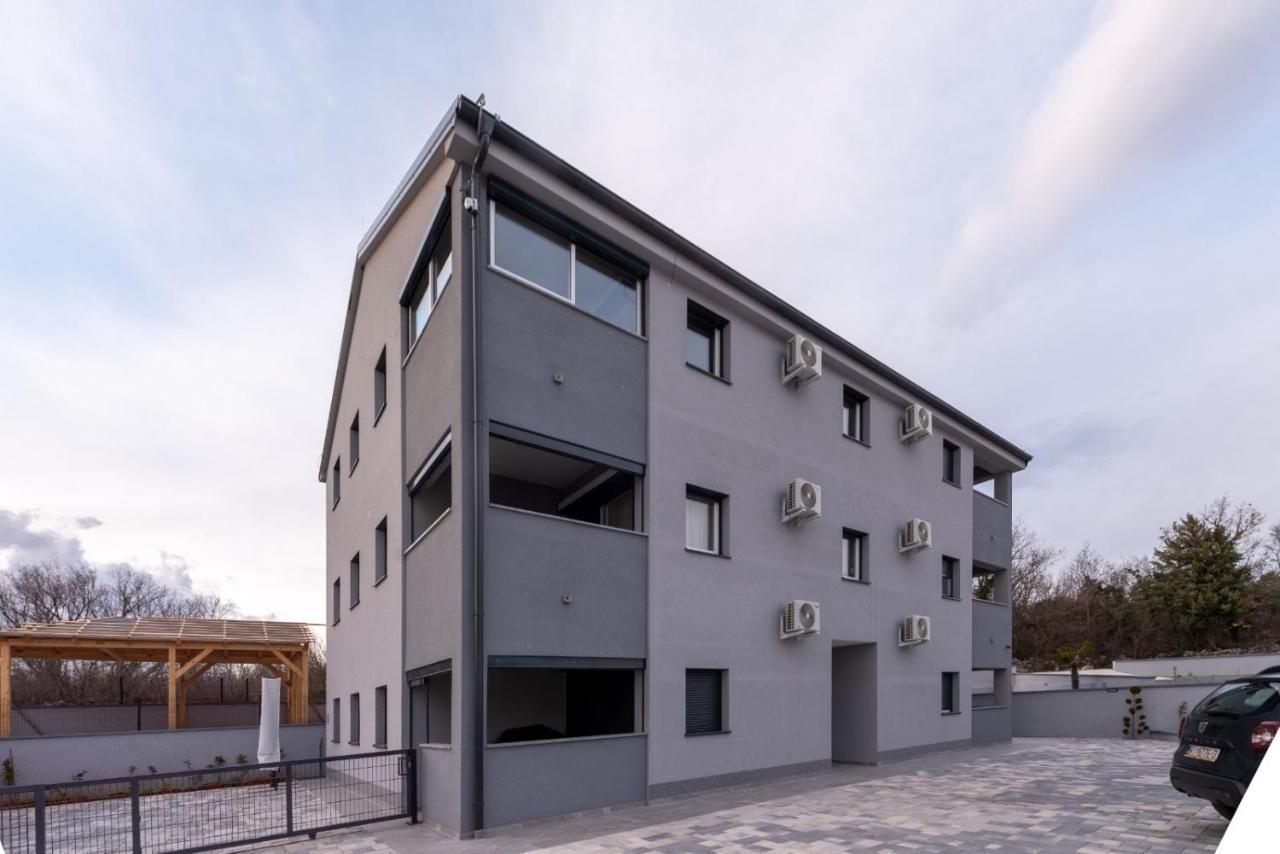 Marin Apartment Cizici Luaran gambar
